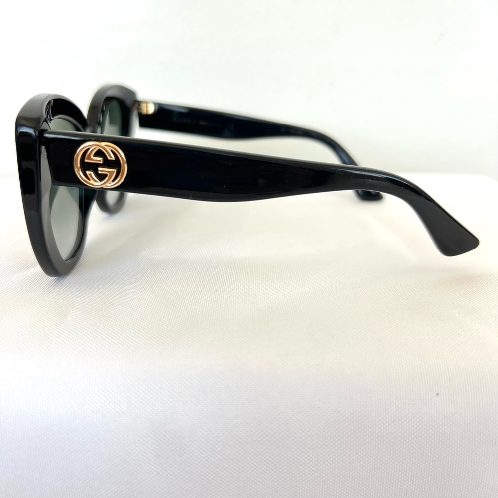 GUCCI Italy GG0327 S Cat Eye Gray Gradient Lens Black Frame Gold Logo Sunglasses - Picture 11 of 16
